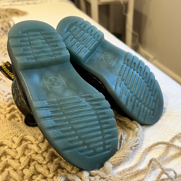 Dr. Martens 1460 Skelly Print Hydro boot - Picture 4 of 5